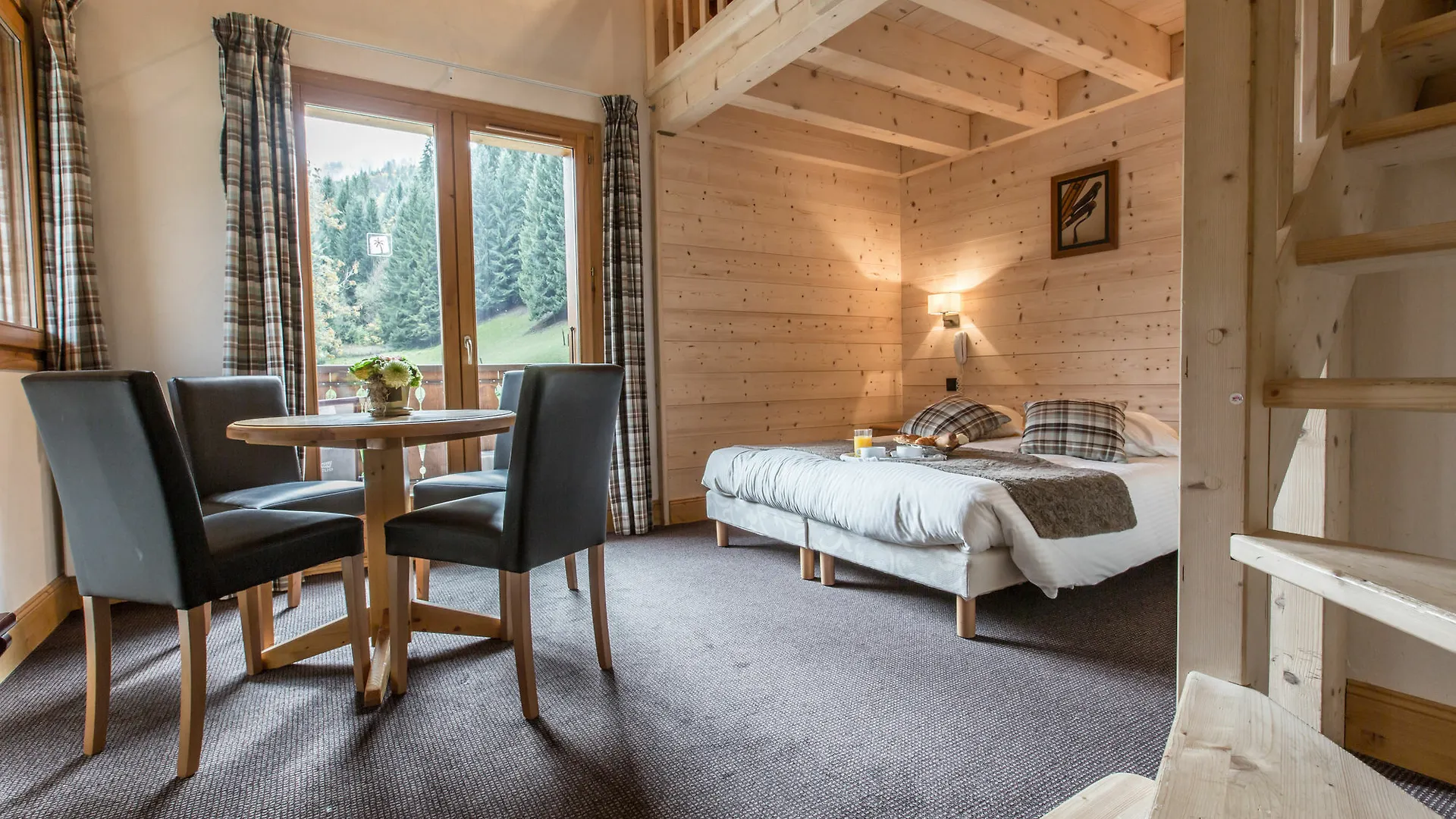 Hotel Club Le Cret Morzine 3*,