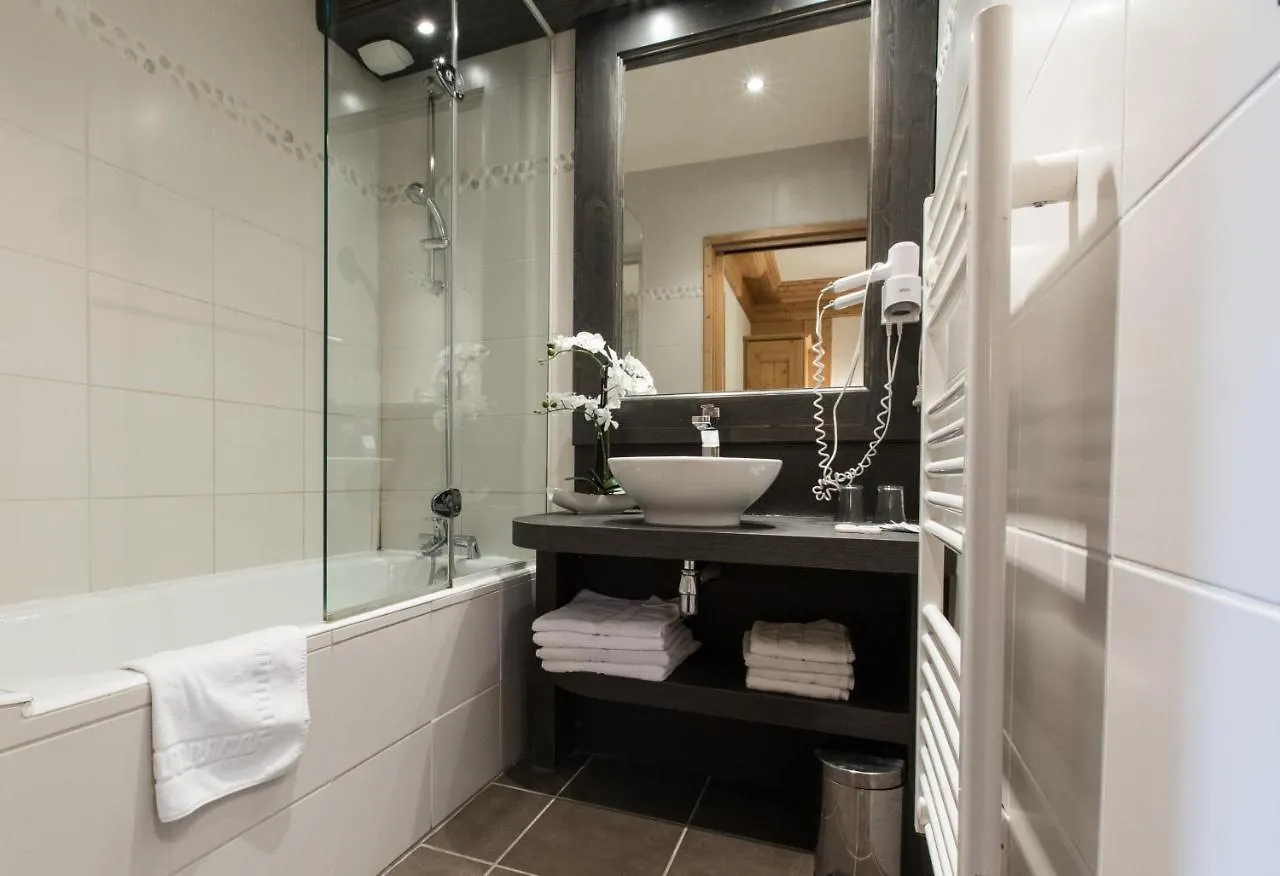Hotel Club Le Cret Morzine 3*,  France
